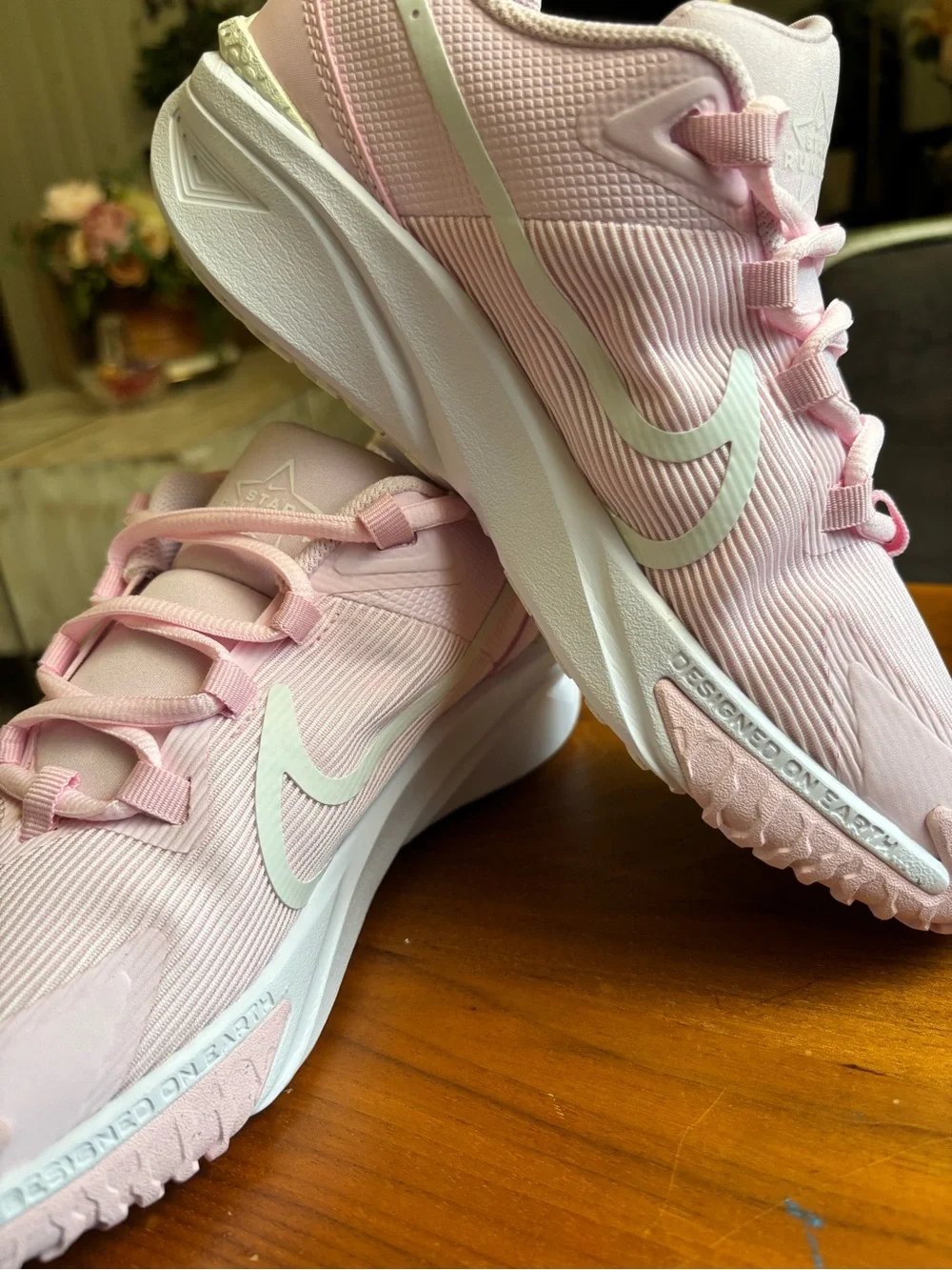 Nike (GS) Size 7Y  Big Kids Star Runner 4 Pink New DX7615-602